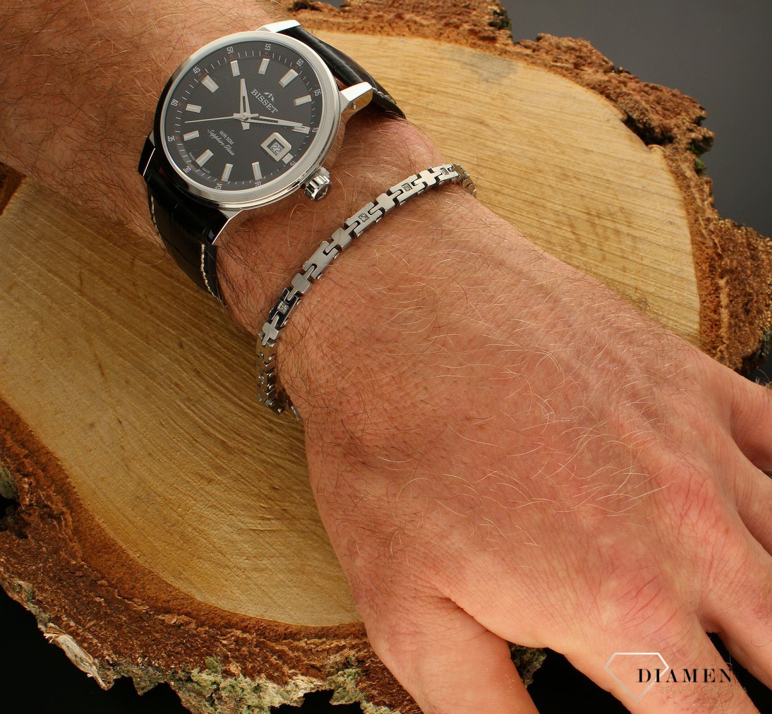 Męska bransoletka Nomination Italy wykonana z najwyższej jakości stali szlachetnej z elementami pokrywanymi metodą PVD w kolorze srebra (2).jpg